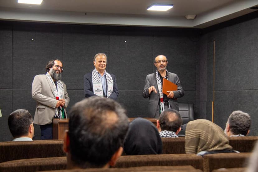 جلسه هم‌اندیشی دبیر نوزدهمین جشنواره بین المللی تئاتر مقاومت در استان قم